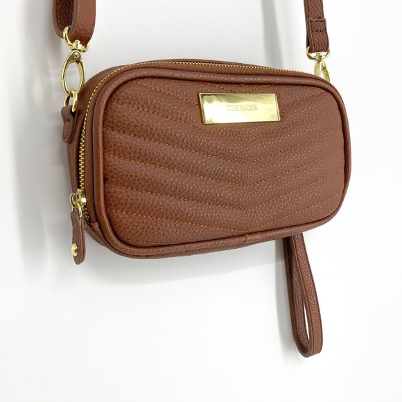 STEVE MADDEN BMagnolia Chevron Quilted Crossbody - Picture 3 of 16